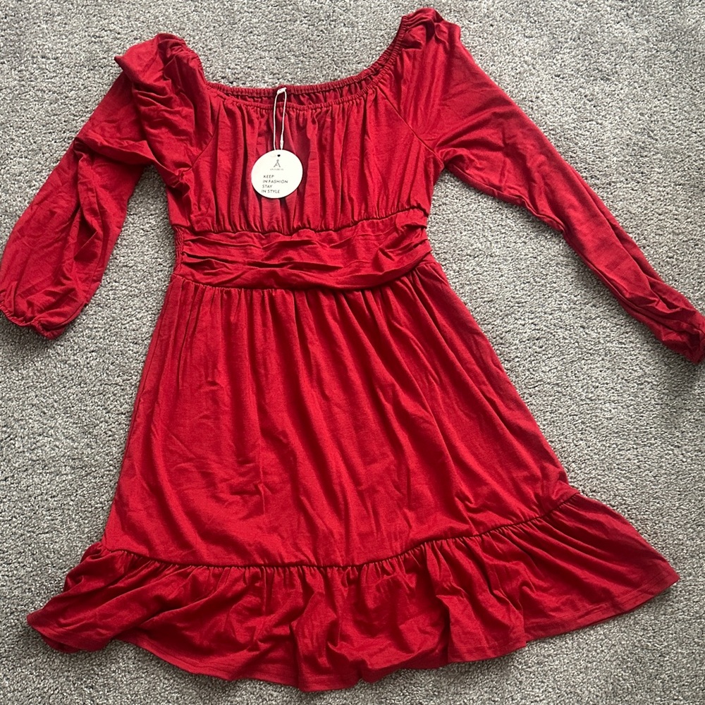 Elegant Red Off-Shoulder Mini Dress
